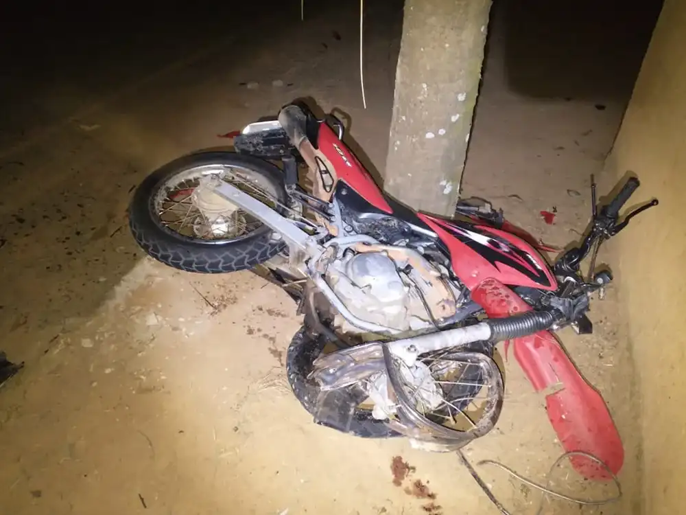 Motociclista tem perna amputada em acidente na MG-858
