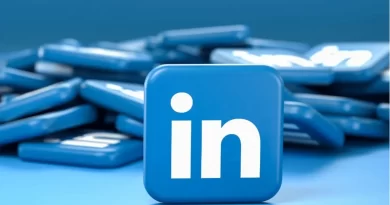 Mulher é demitida por justa causa após críticas a empresa no LinkedIn